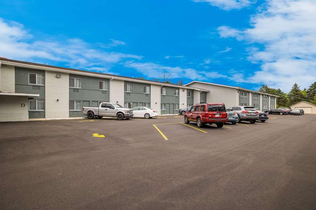 Suburban Studios Milwaukee Airport Luaran gambar